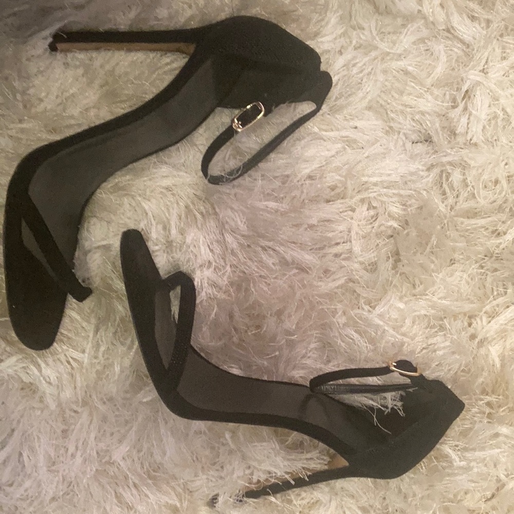 stuart weitzman nudist black goosebump heel size 11
